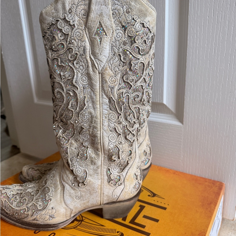 Embellished Corral Western Boots - Cream & Glitter - Picture 4 of 8